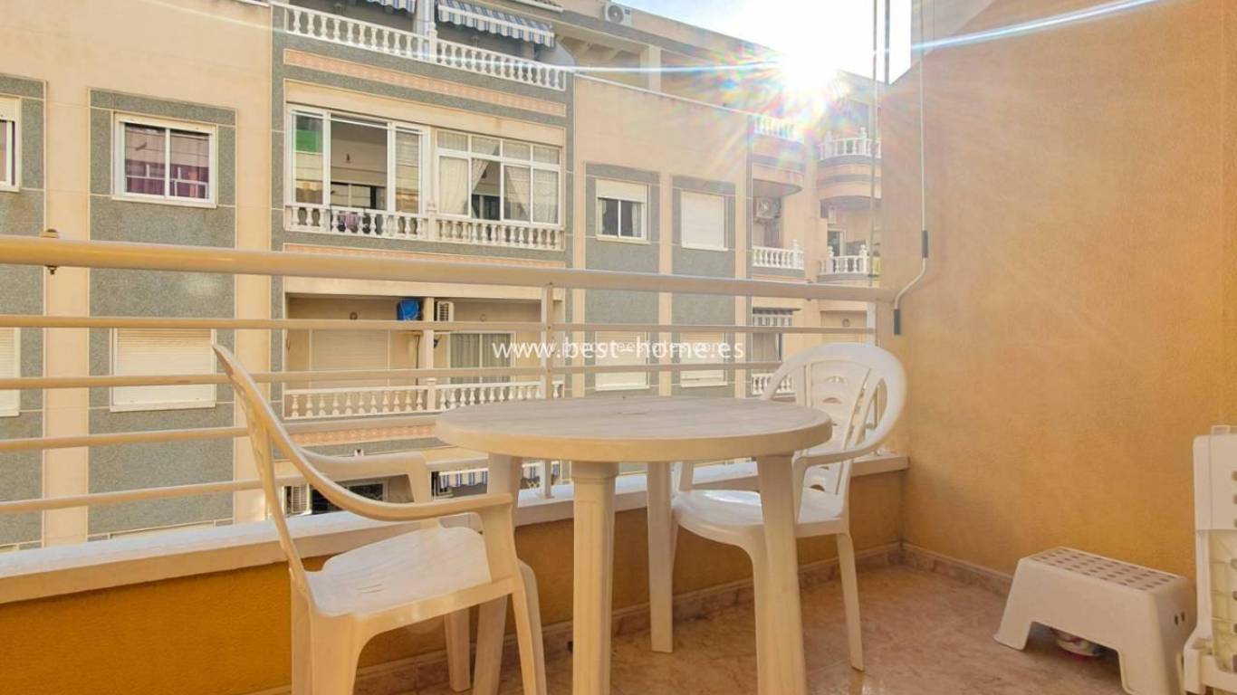 Resale - Apartment - Torrevieja - Playa Del Cura