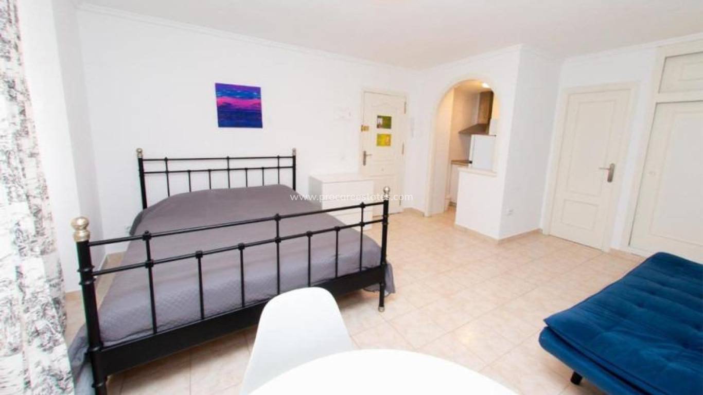 Resale - Apartment - Torrevieja - Playa Del Cura