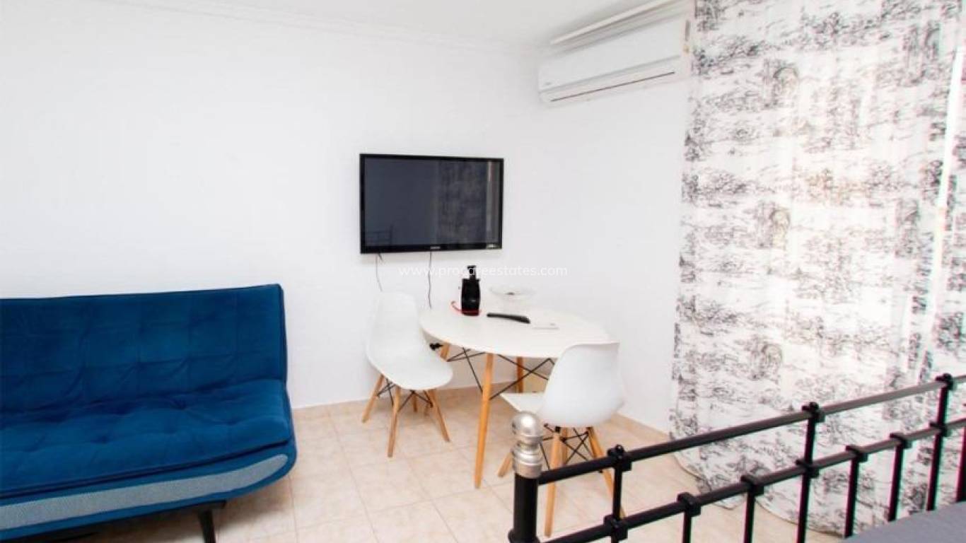 Resale - Apartment - Torrevieja - Playa Del Cura