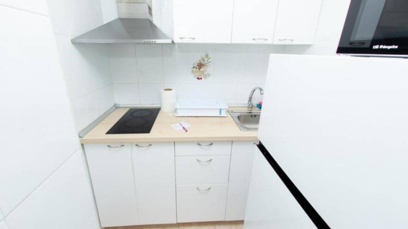 Resale - Apartment - Torrevieja - Playa Del Cura