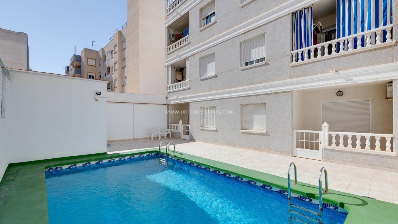 Resale - Apartment - Torrevieja - Playa Del Cura