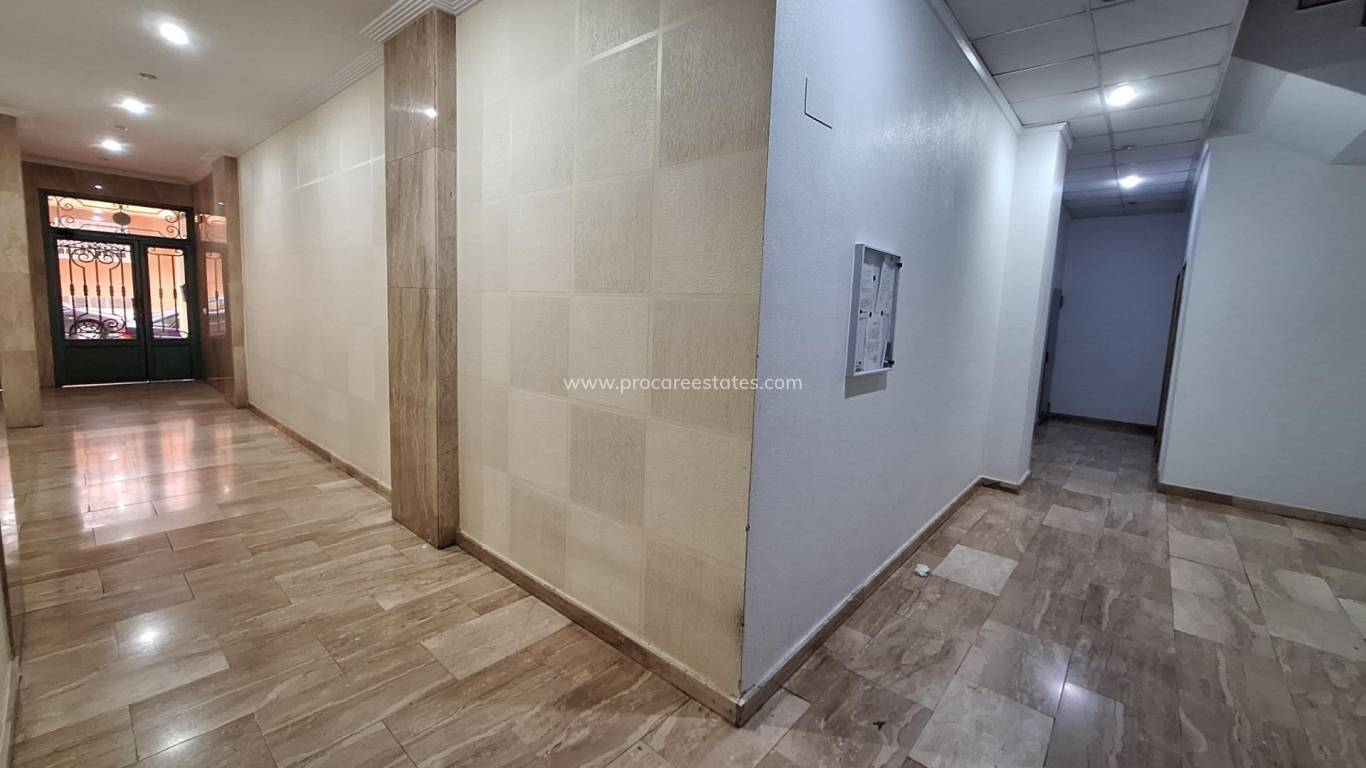 Resale - Apartment - Torrevieja - Playa Del Cura