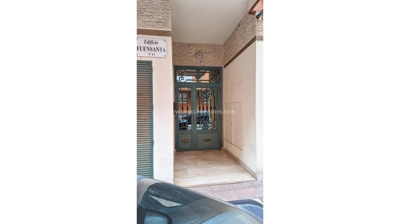 Resale - Apartment - Torrevieja - Playa Del Cura