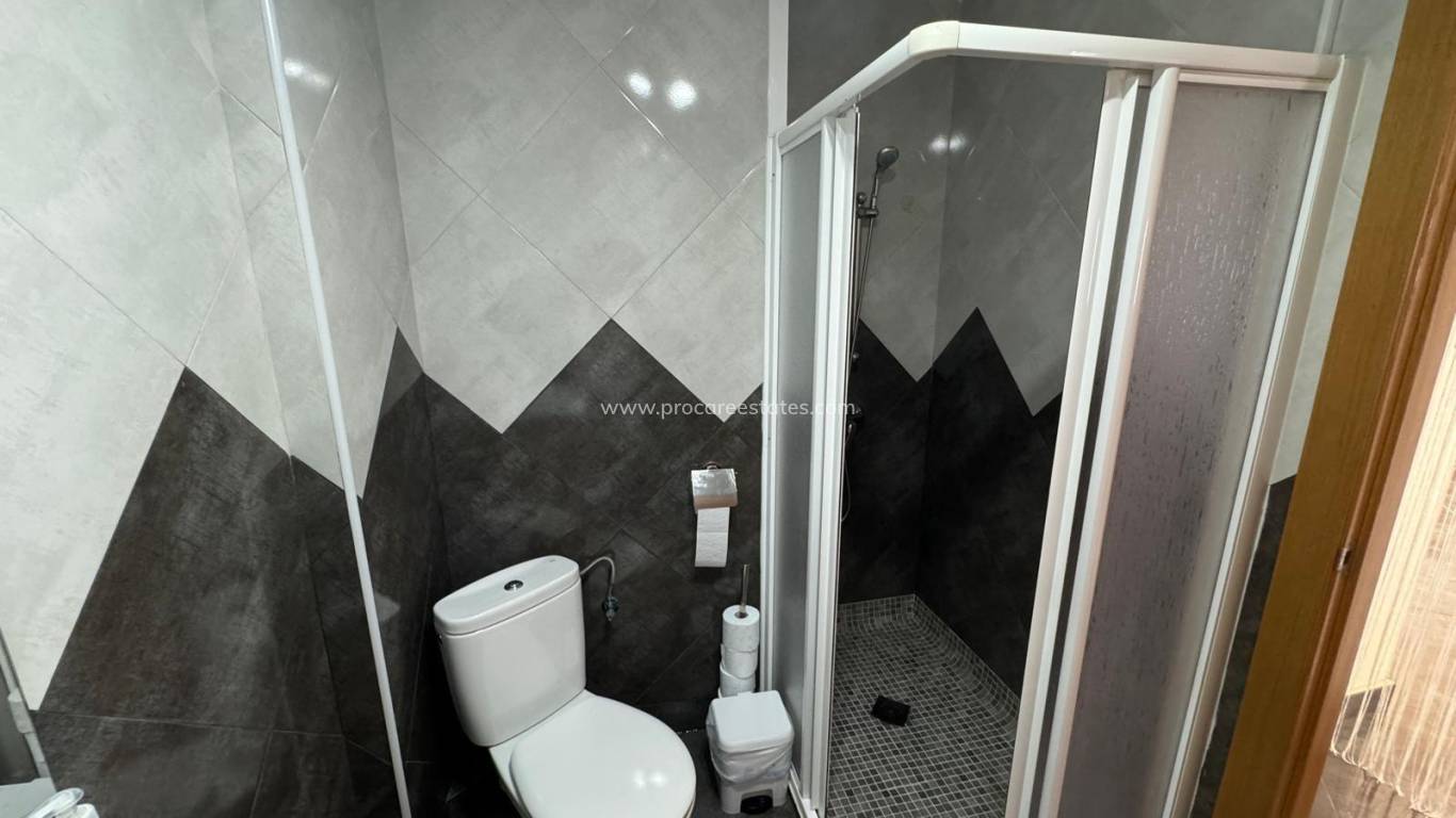 Resale - Apartment - Torrevieja - Playa Del Cura