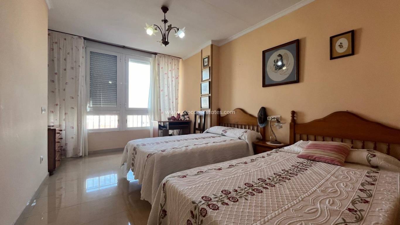 Resale - Apartment - Torrevieja - Playa Del Cura