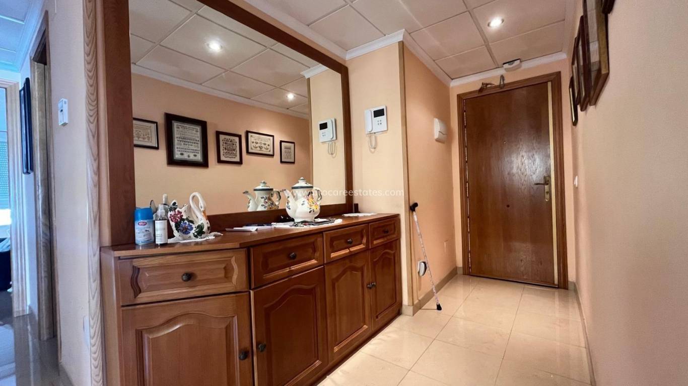 Resale - Apartment - Torrevieja - Playa Del Cura