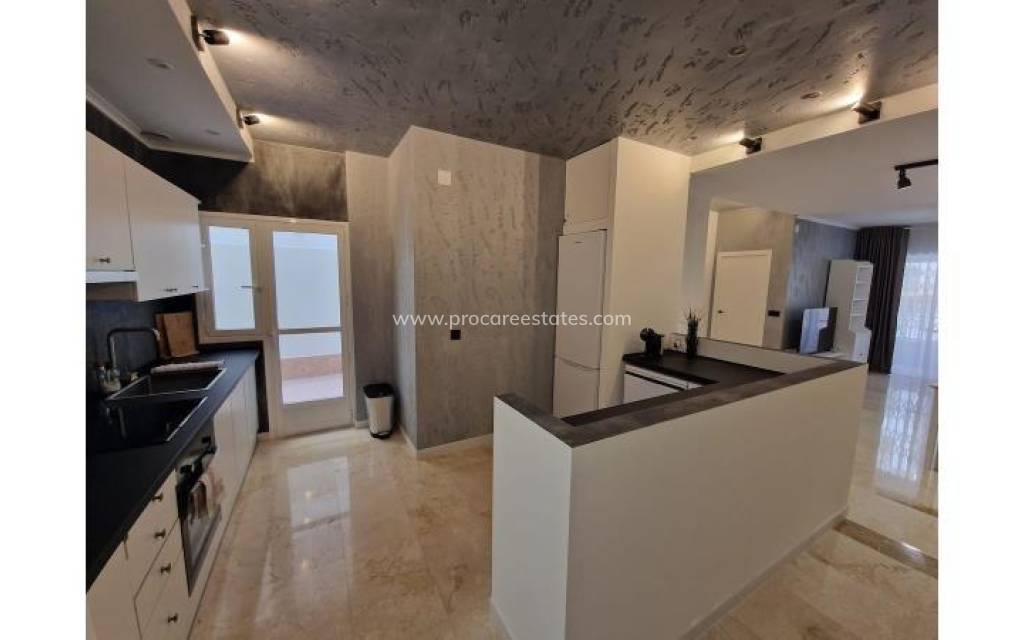 Resale - Apartment - Torrevieja - Playa Del Cura