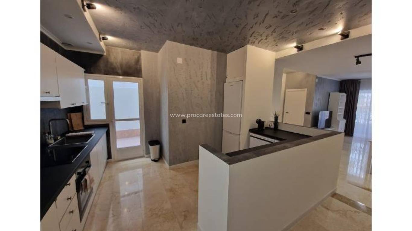 Resale - Apartment - Torrevieja - Playa Del Cura