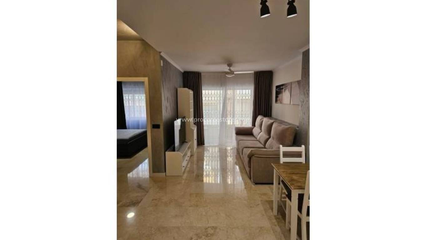 Resale - Apartment - Torrevieja - Playa Del Cura