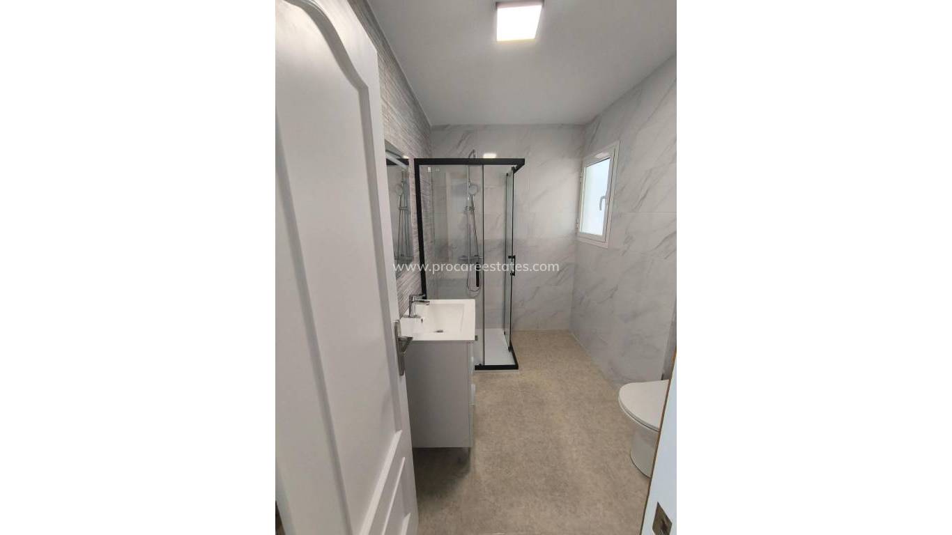 Resale - Apartment - Torrevieja - Playa Del Cura