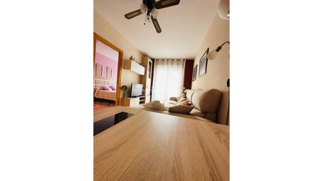 Resale - Apartment - Torrevieja - Playa Del Cura