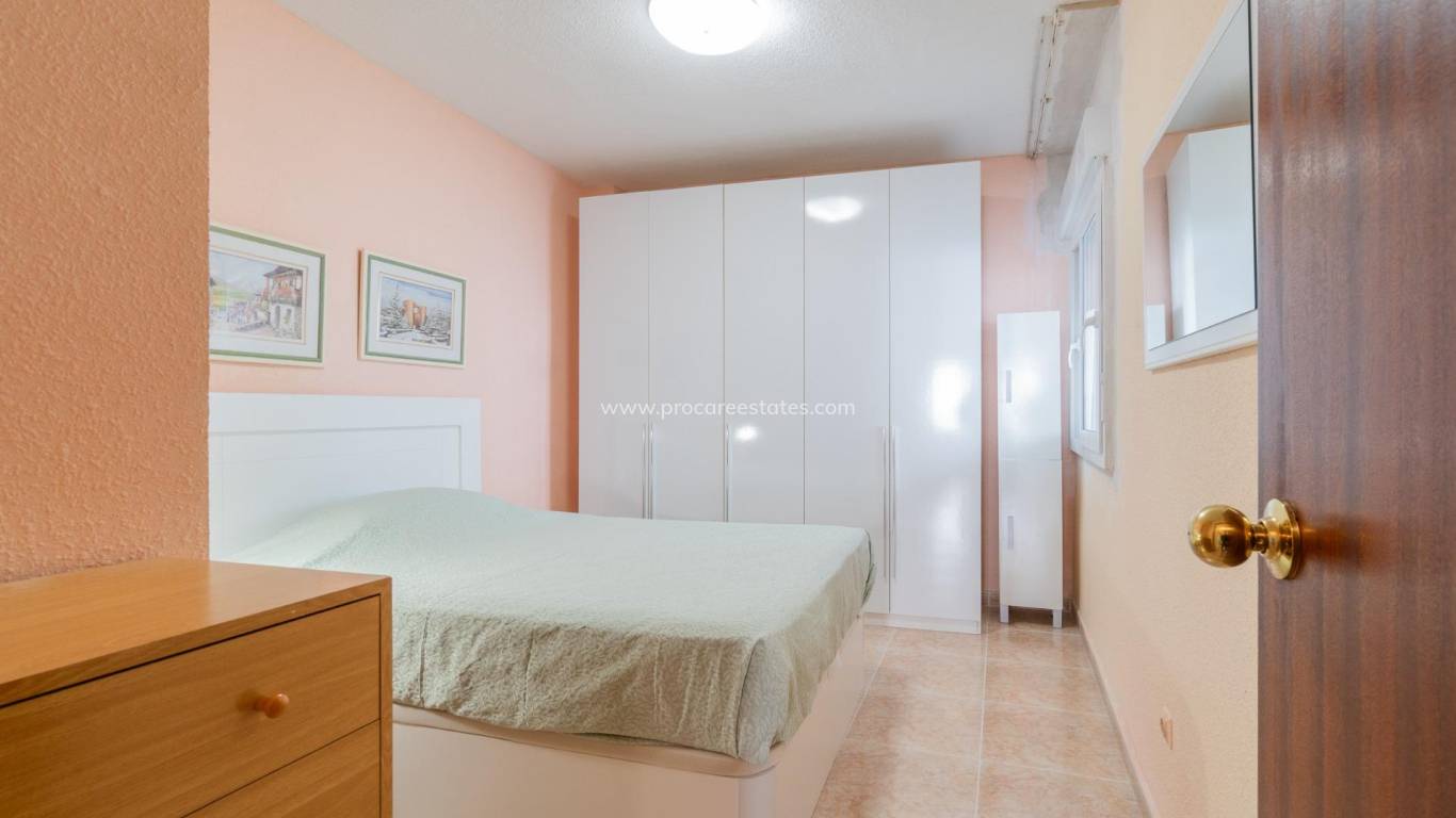 Resale - Apartment - Torrevieja - Playa Del Cura
