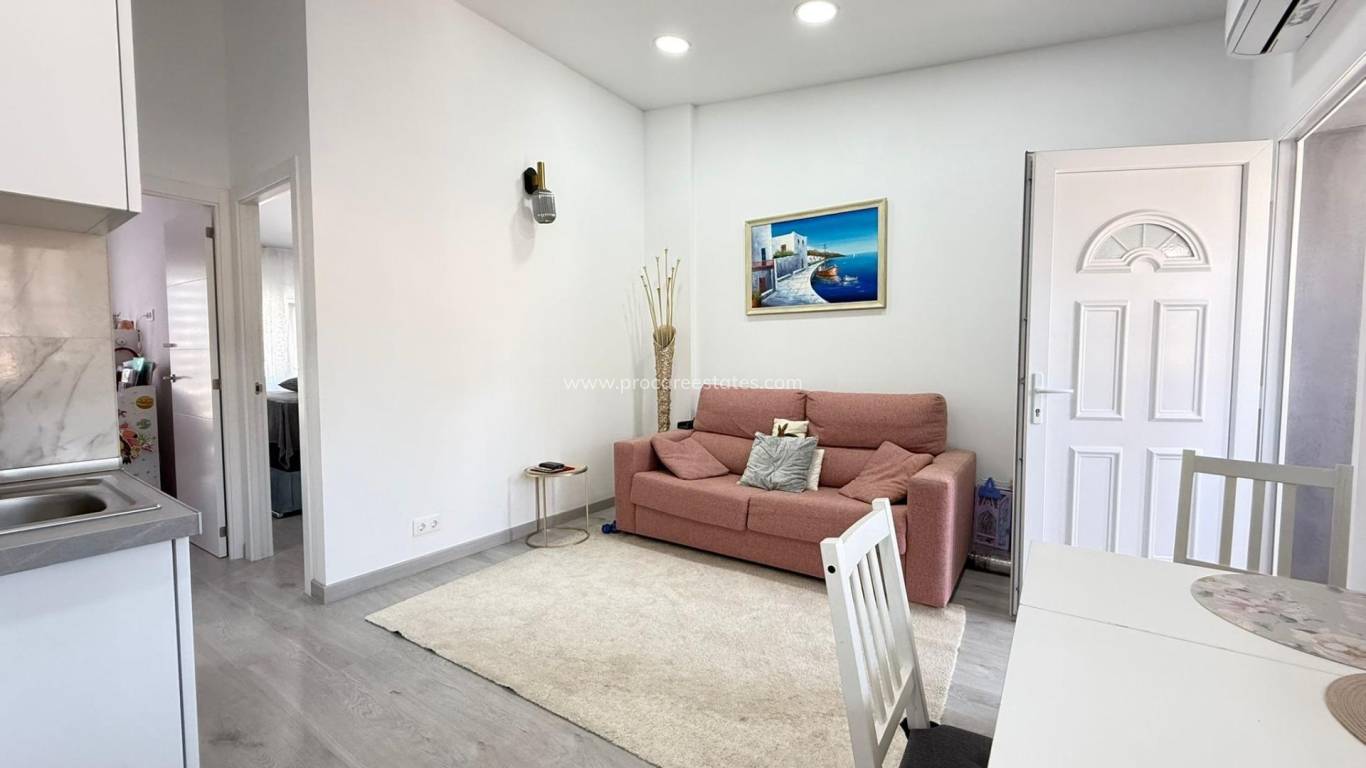 Resale - Apartment - Torrevieja - Playa Del Cura