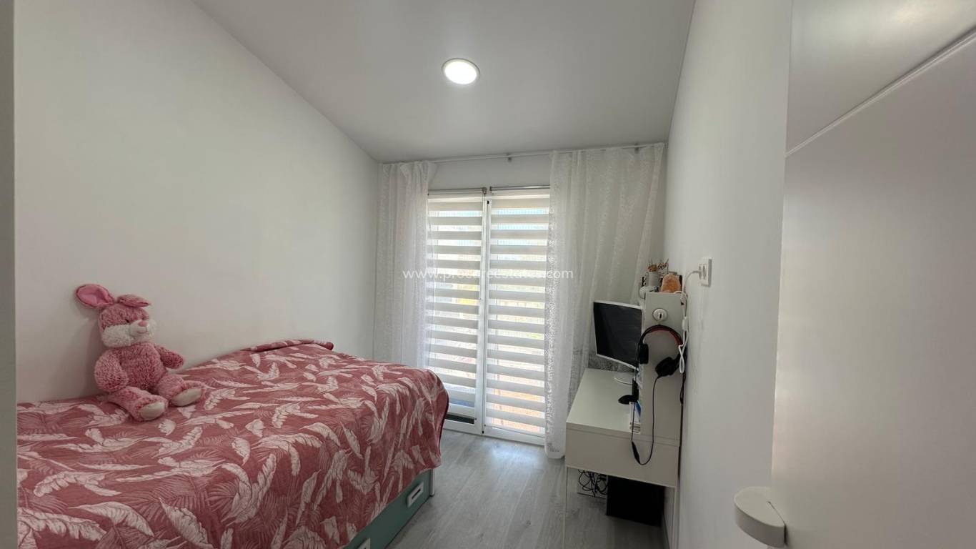 Resale - Apartment - Torrevieja - Playa Del Cura
