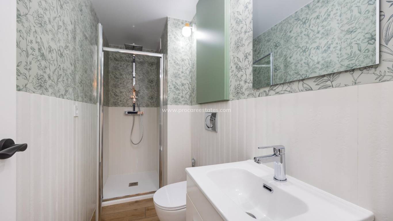 Resale - Apartment - Torrevieja - Playa Del Cura