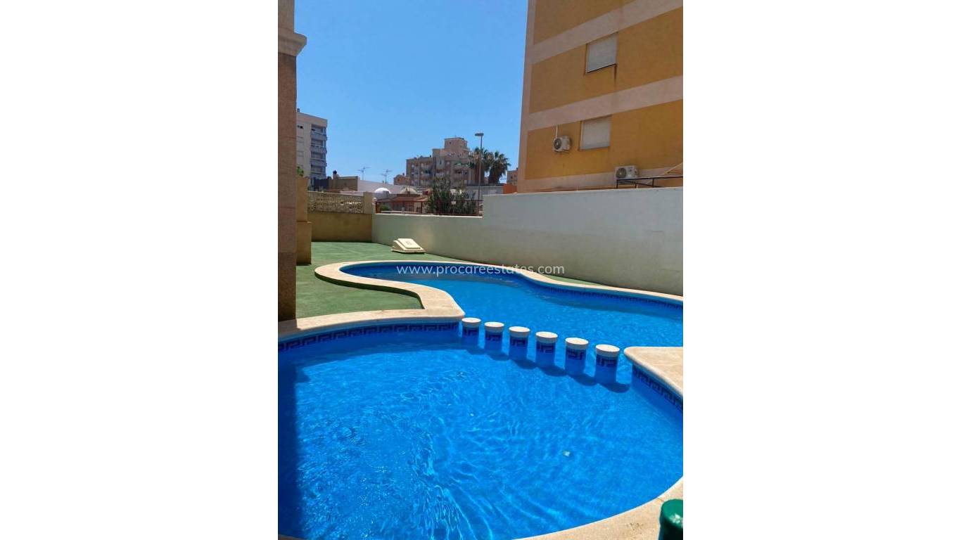 Resale - Apartment - Torrevieja - Playa Del Cura