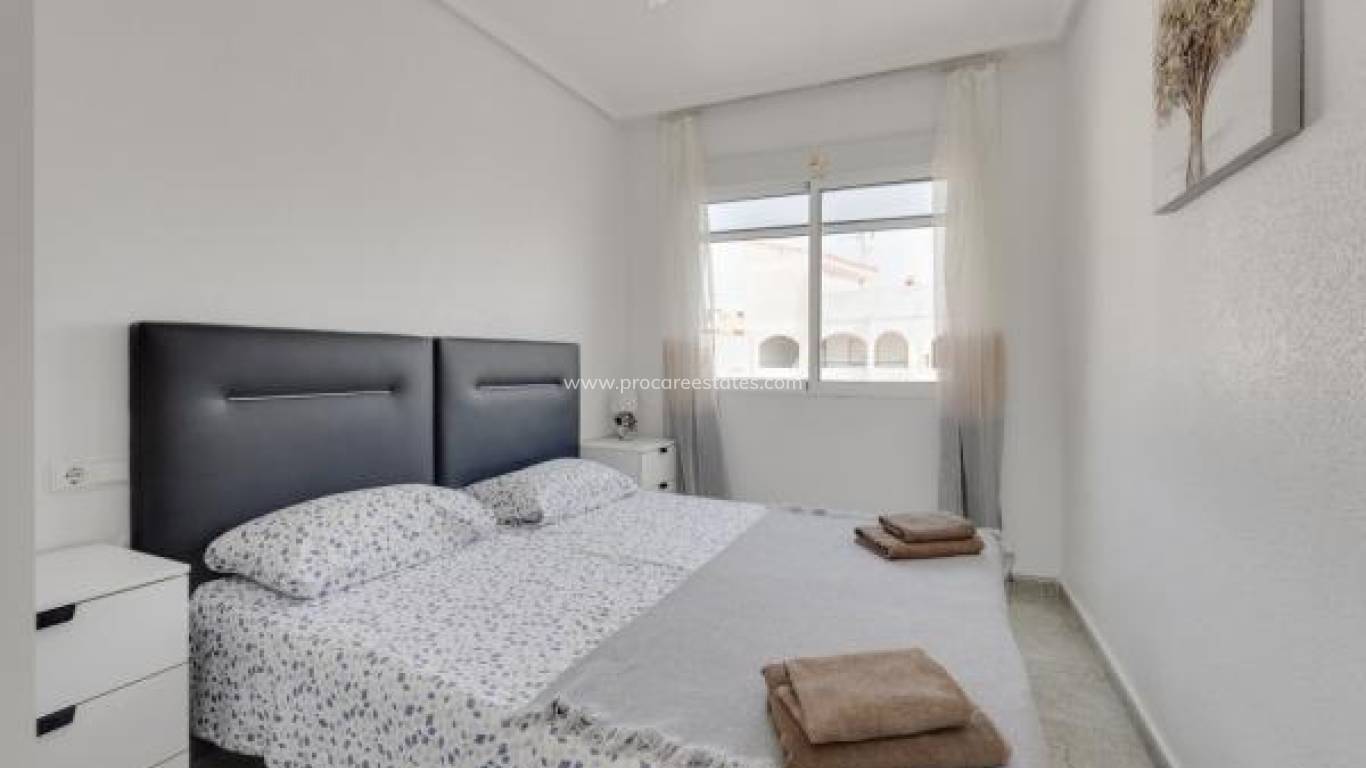 Resale - Apartment - Torrevieja - Playa Del Cura
