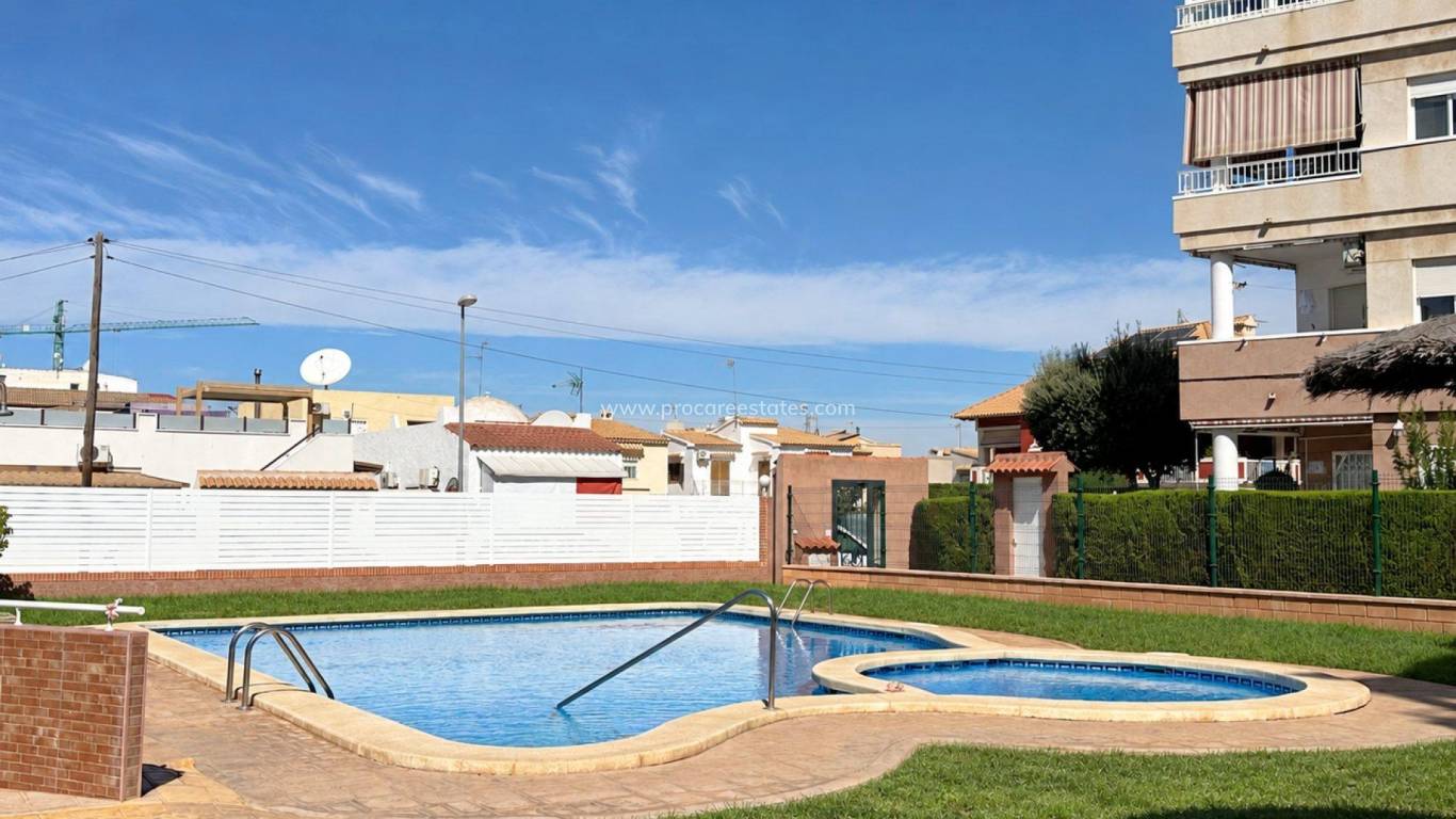 Resale - Apartment - Torrevieja - Playa Del Cura