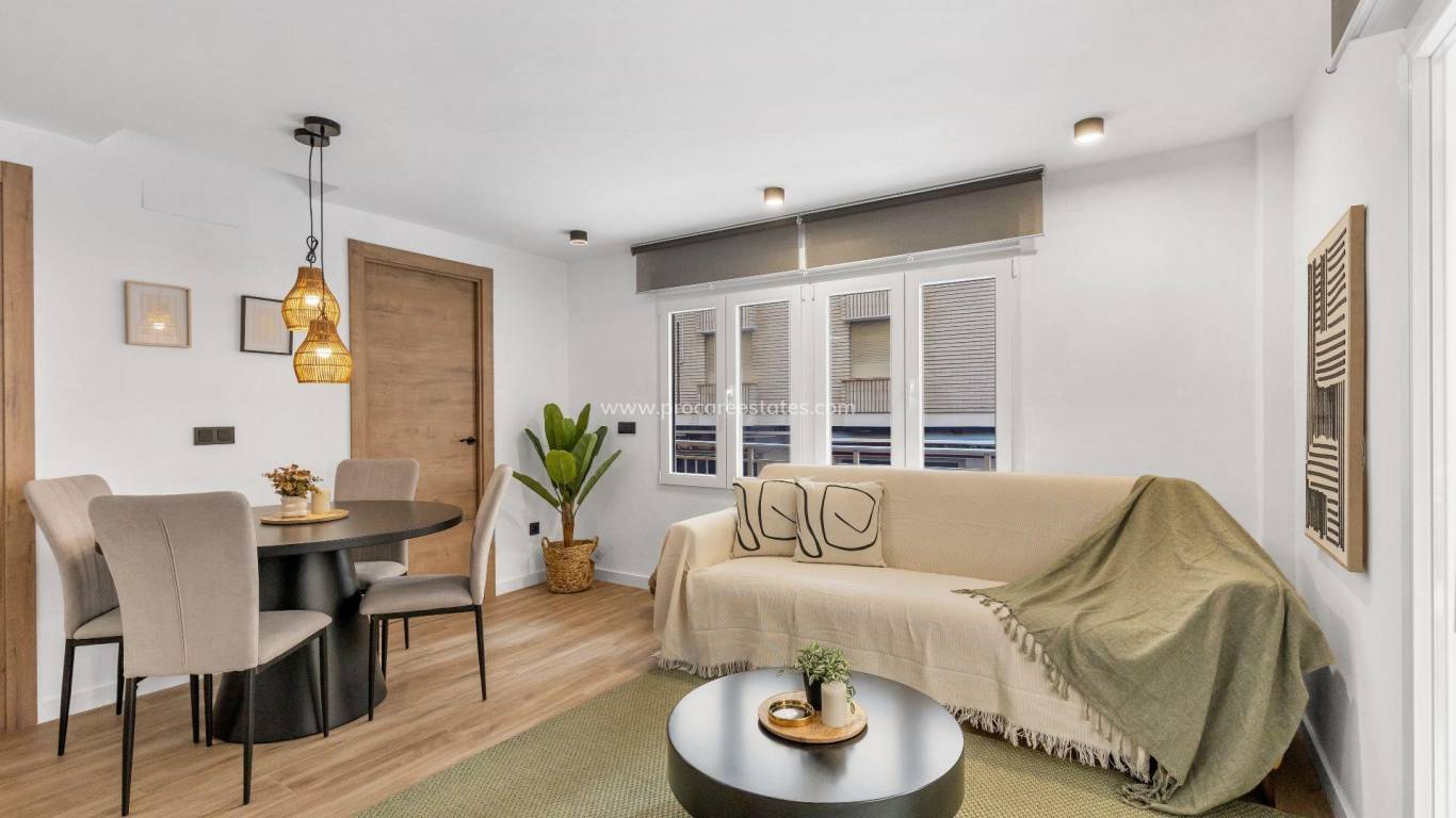 Resale - Apartment - Torrevieja - Playa Del Cura