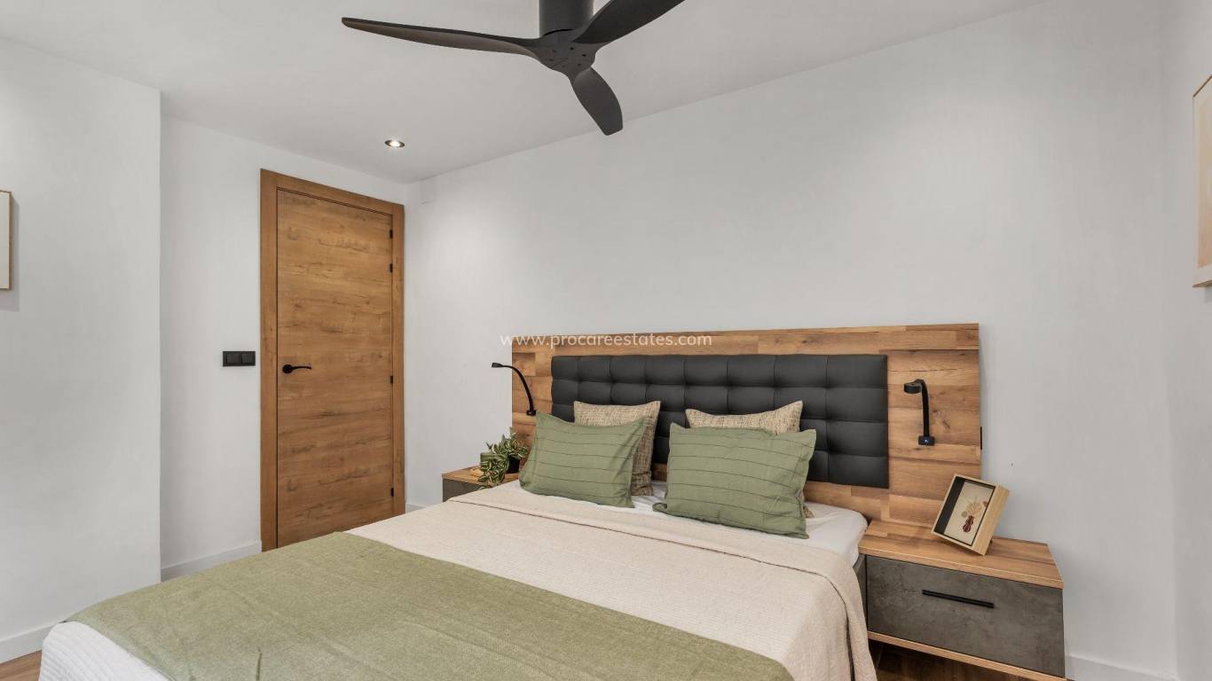 Resale - Apartment - Torrevieja - Playa Del Cura