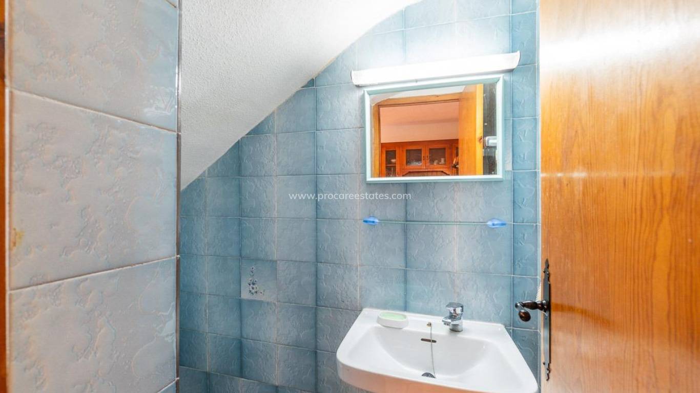 Resale - Apartment - Torrevieja - Playa Los Locos