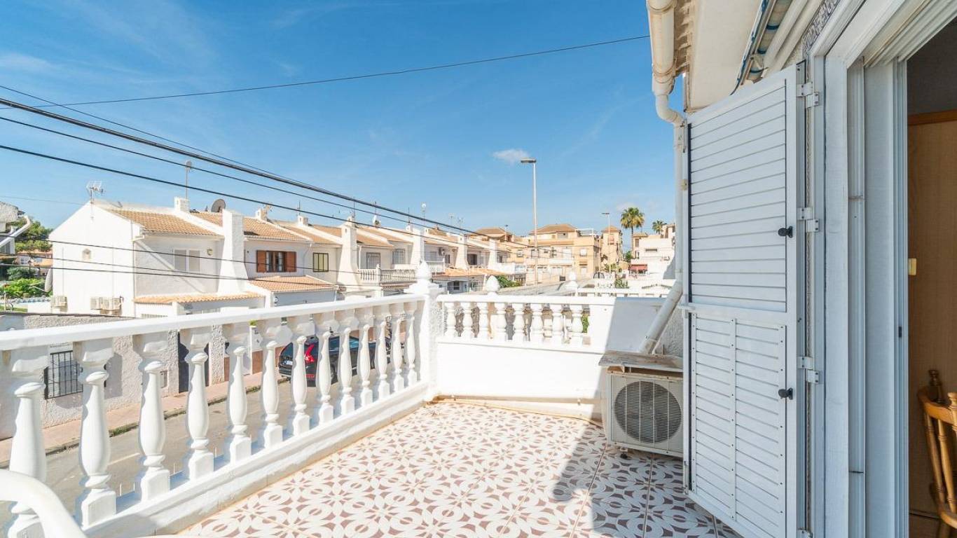 Resale - Apartment - Torrevieja - Playa Los Locos