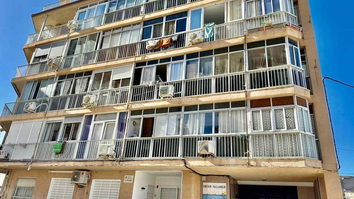 Resale - Apartment - Torrevieja - Playa Los Locos