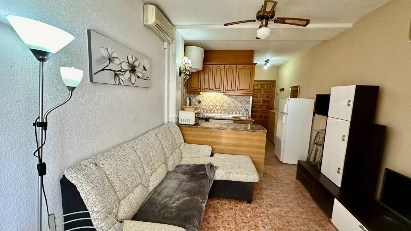 Resale - Apartment - Torrevieja - Playa Los Locos