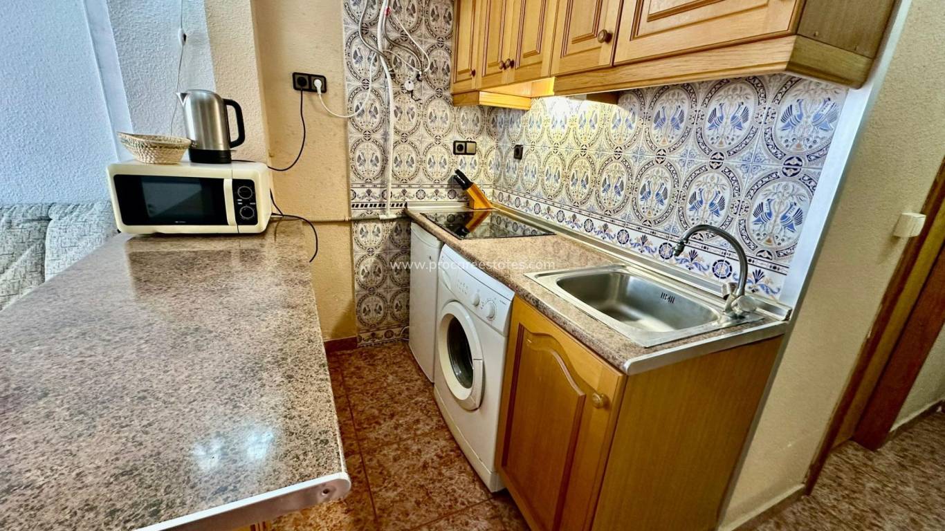 Resale - Apartment - Torrevieja - Playa Los Locos