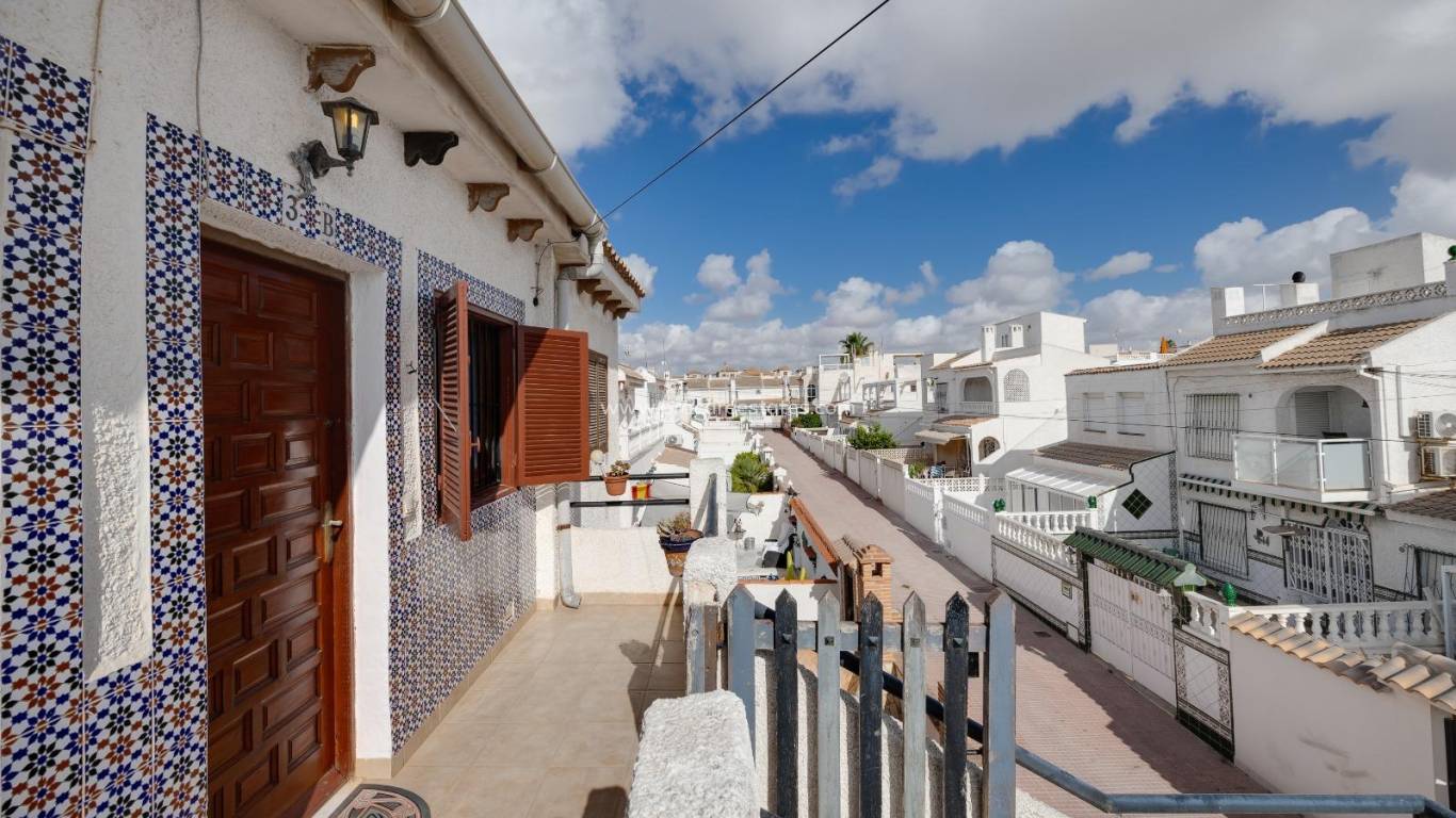 Resale - Apartment - Torrevieja - Playa Los Locos