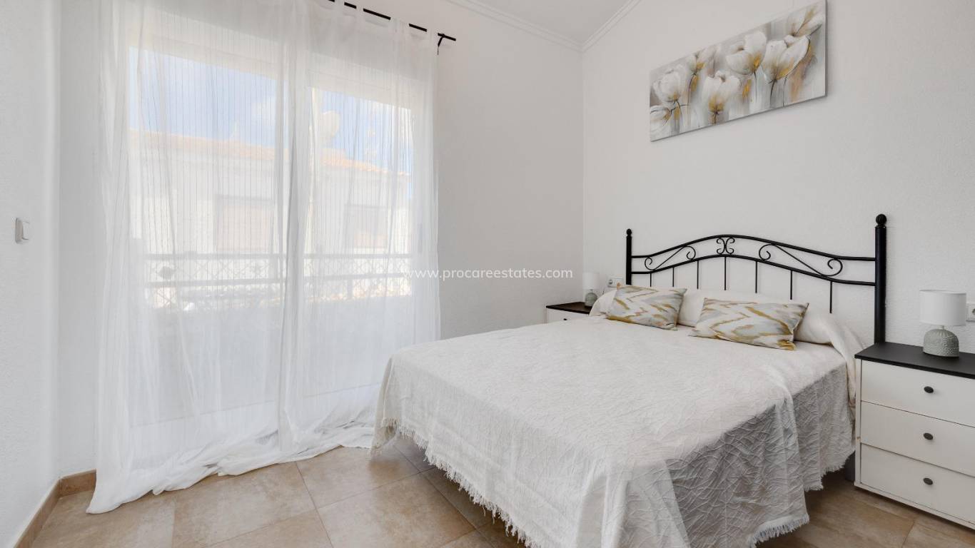 Resale - Apartment - Torrevieja - Playa Los Locos