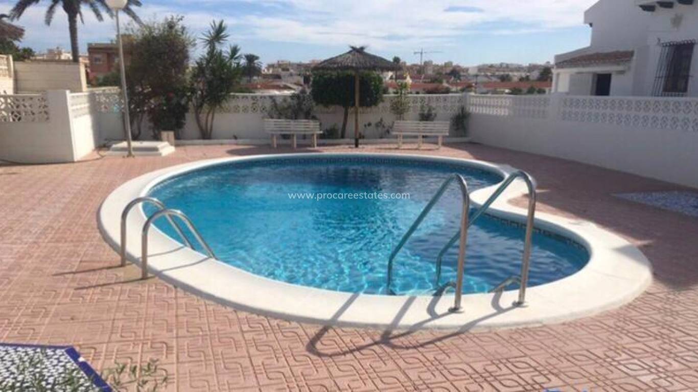 Resale - Apartment - Torrevieja - Playa Los Locos