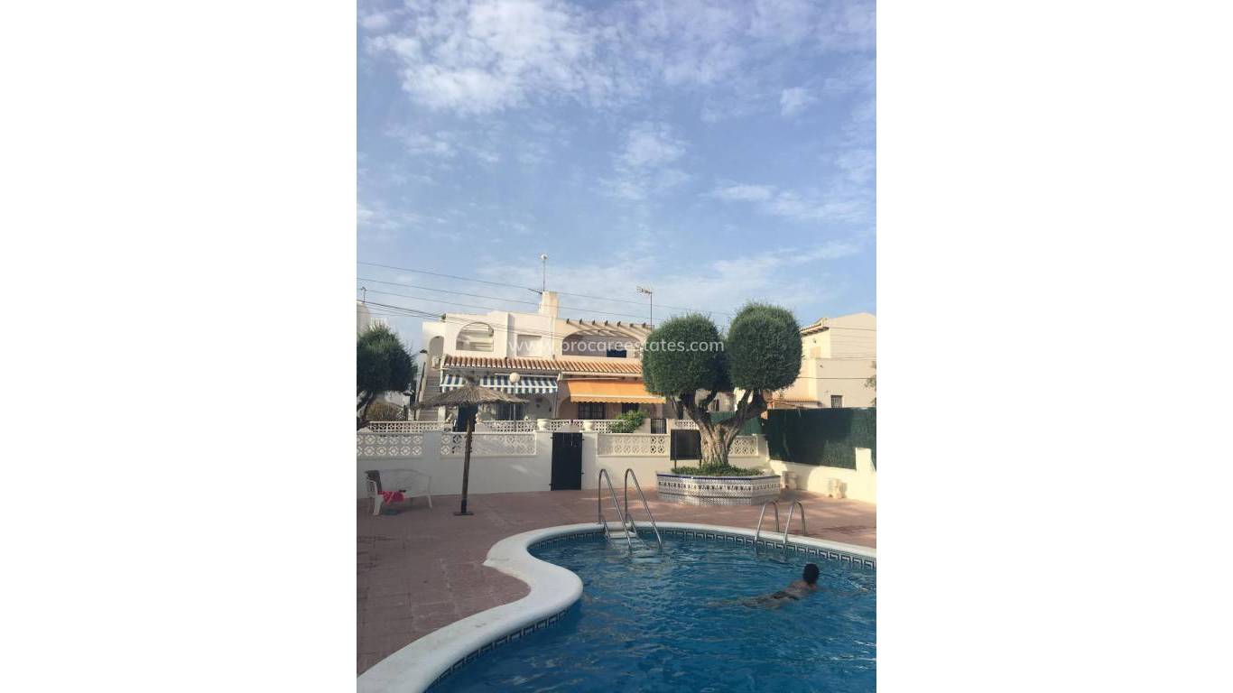 Resale - Apartment - Torrevieja - Playa Los Locos