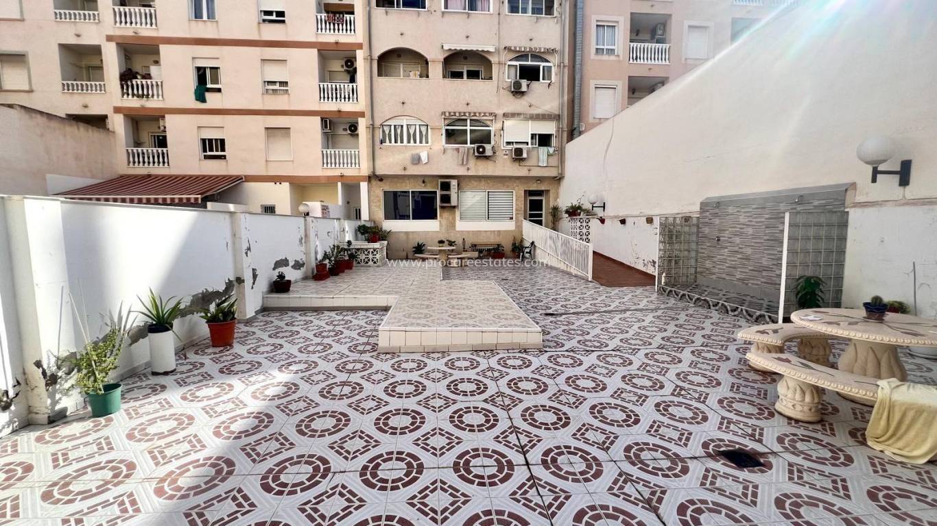 Resale - Apartment - Torrevieja - Playa Los Locos