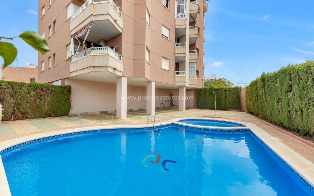 Resale - Apartment - Torrevieja - Playa Los Locos