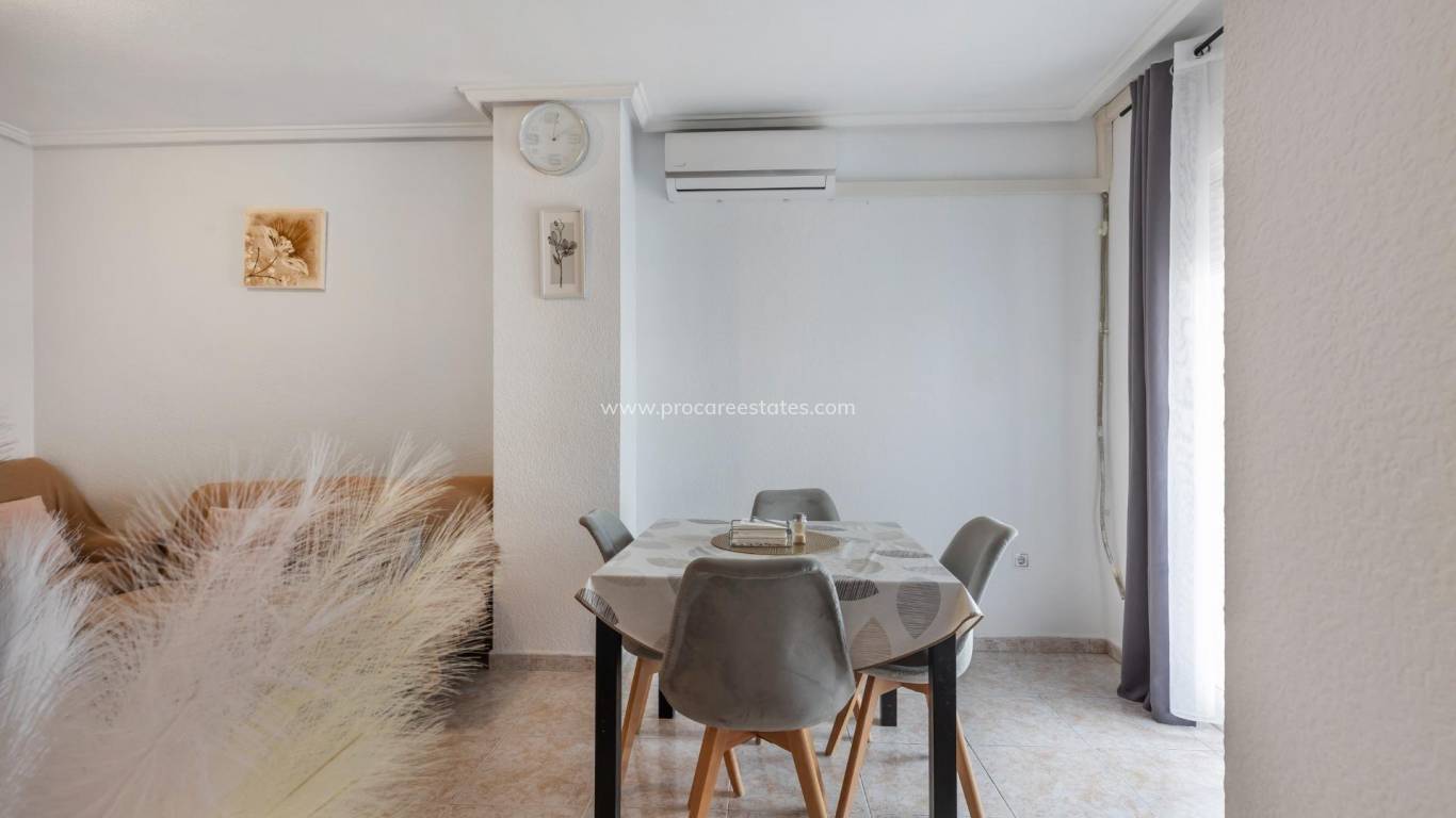 Resale - Apartment - Torrevieja - Playa Los Locos