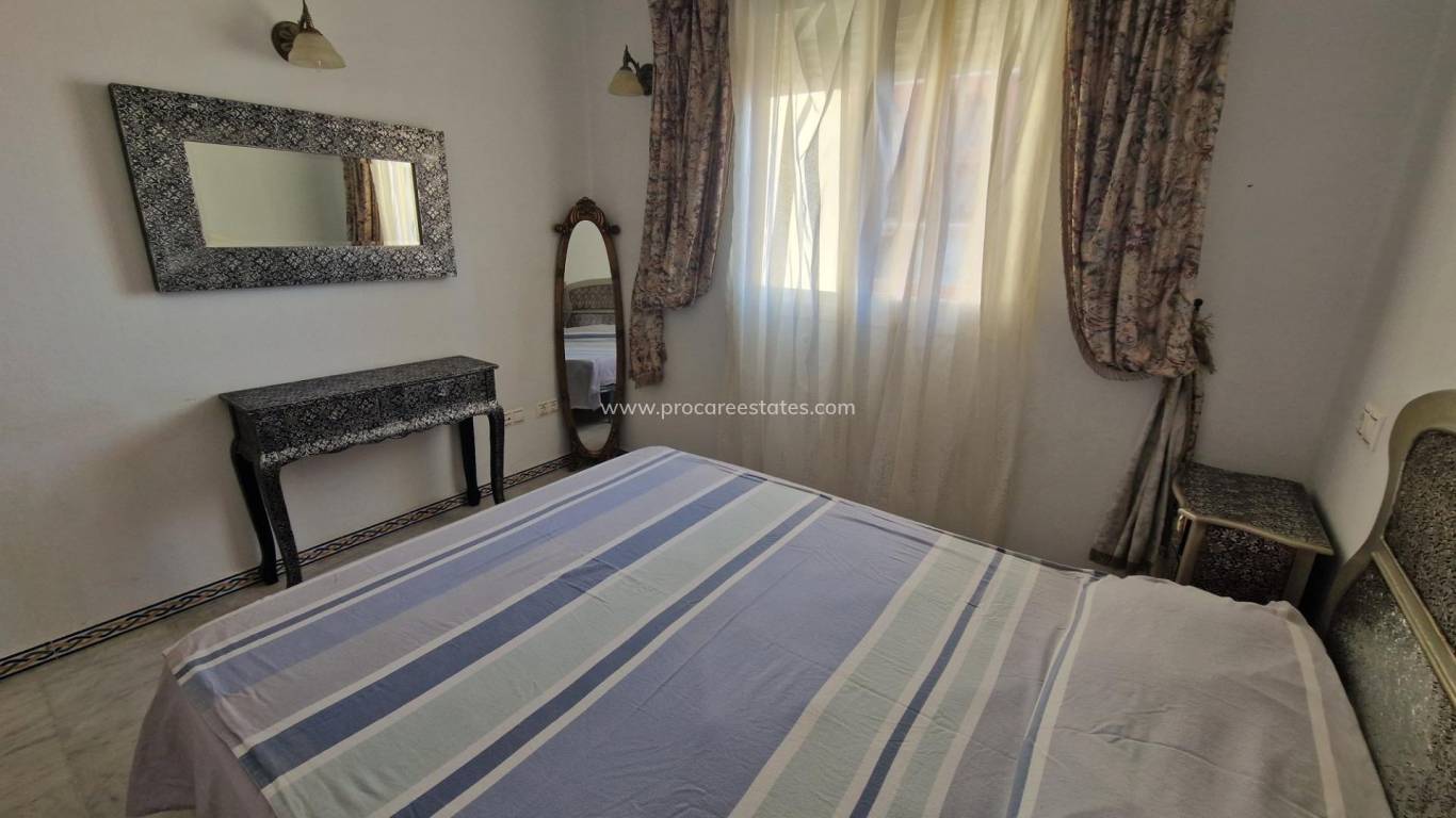 Resale - Apartment - Torrevieja - Playa Los Locos