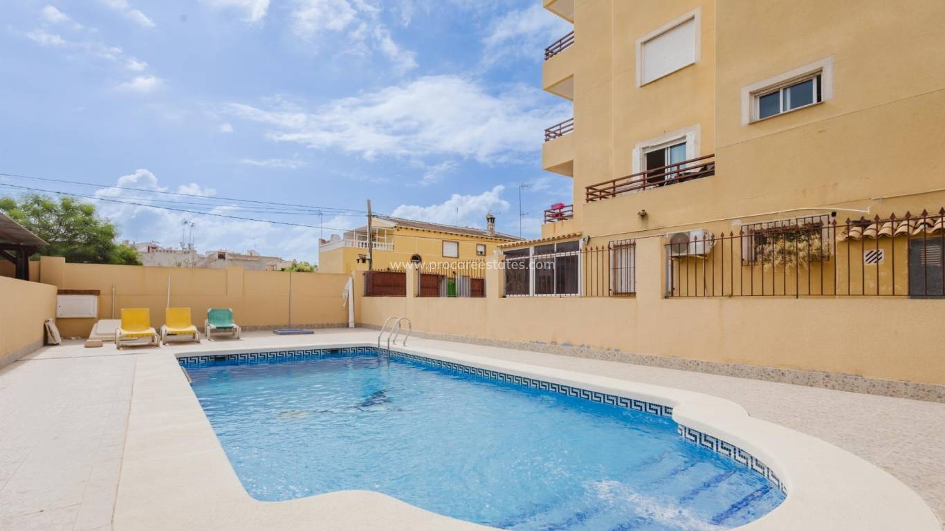 Resale - Apartment - Torrevieja - Playa Los Locos