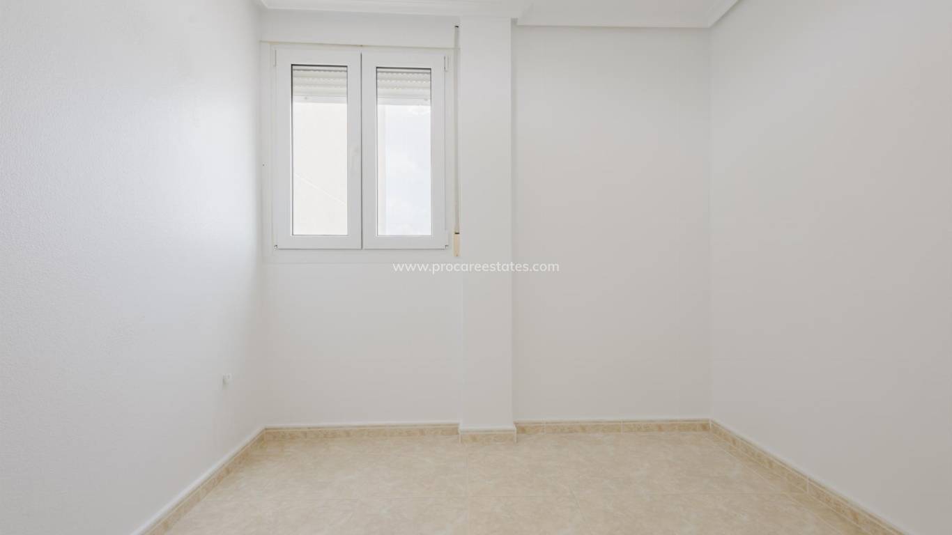 Resale - Apartment - Torrevieja - Playa Los Locos