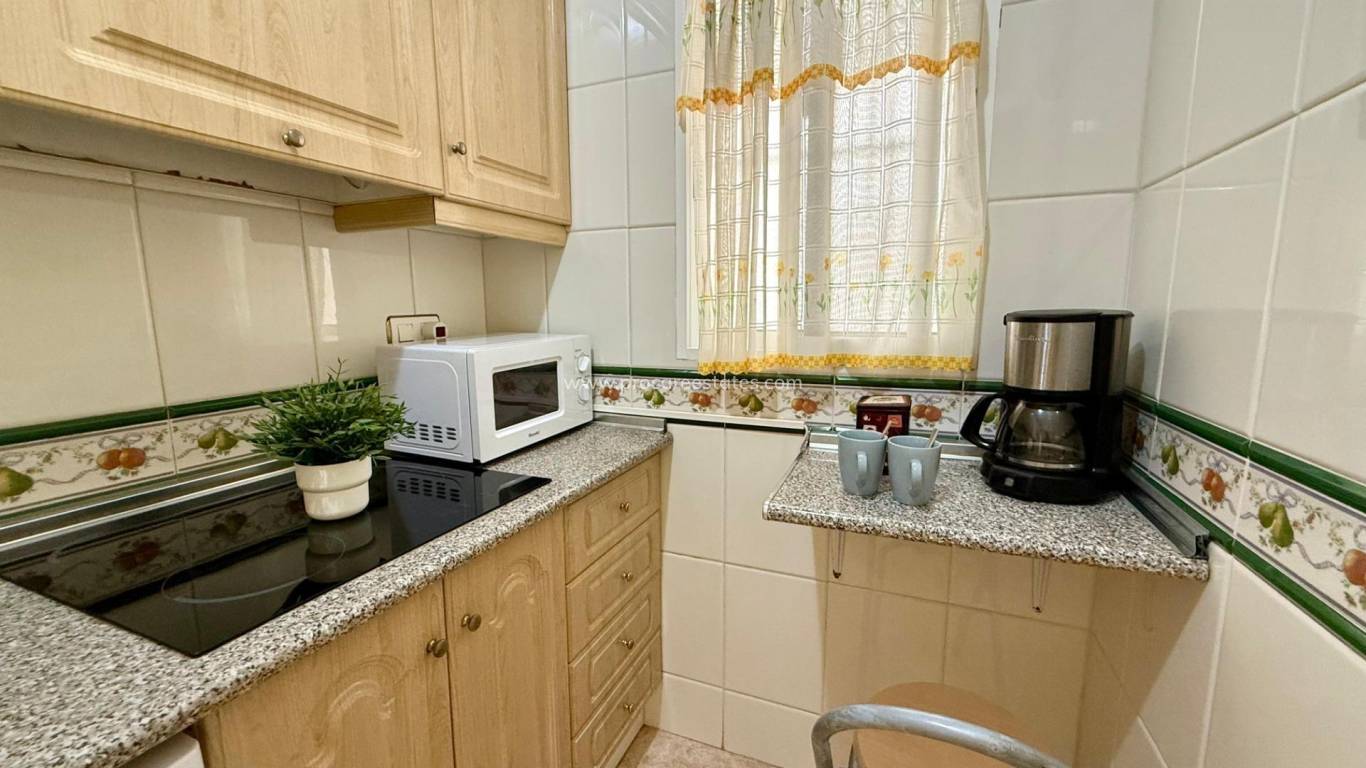 Resale - Apartment - Torrevieja - Playa Los Locos