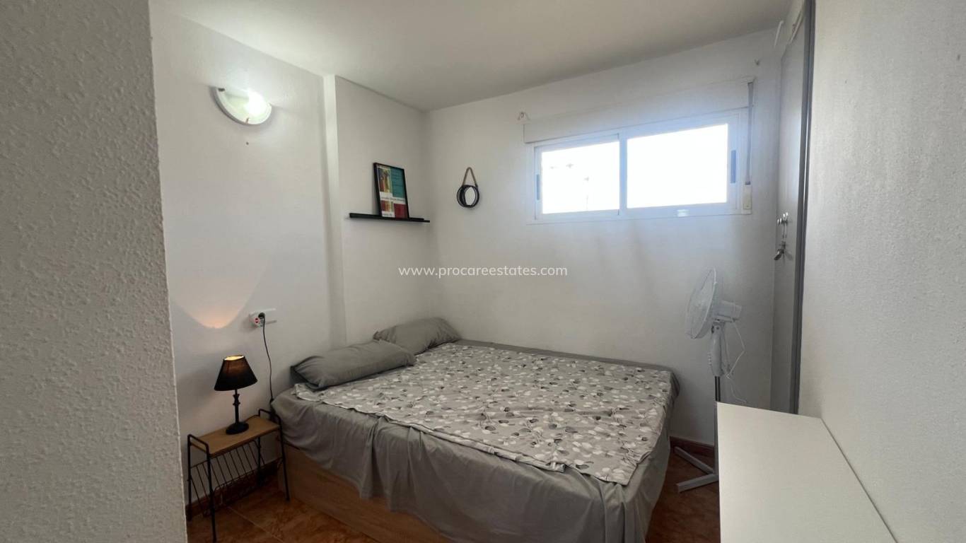 Resale - Apartment - Torrevieja - Playa Los Locos