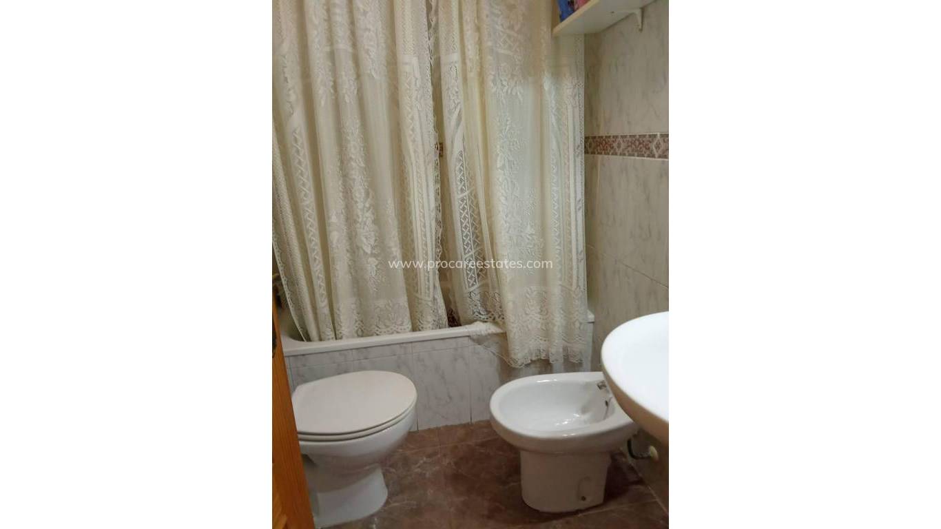 Resale - Apartment - Torrevieja - Playa Los Locos