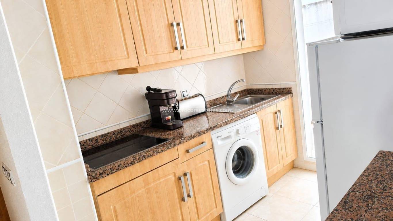 Resale - Apartment - Torrevieja - Playa Los Locos