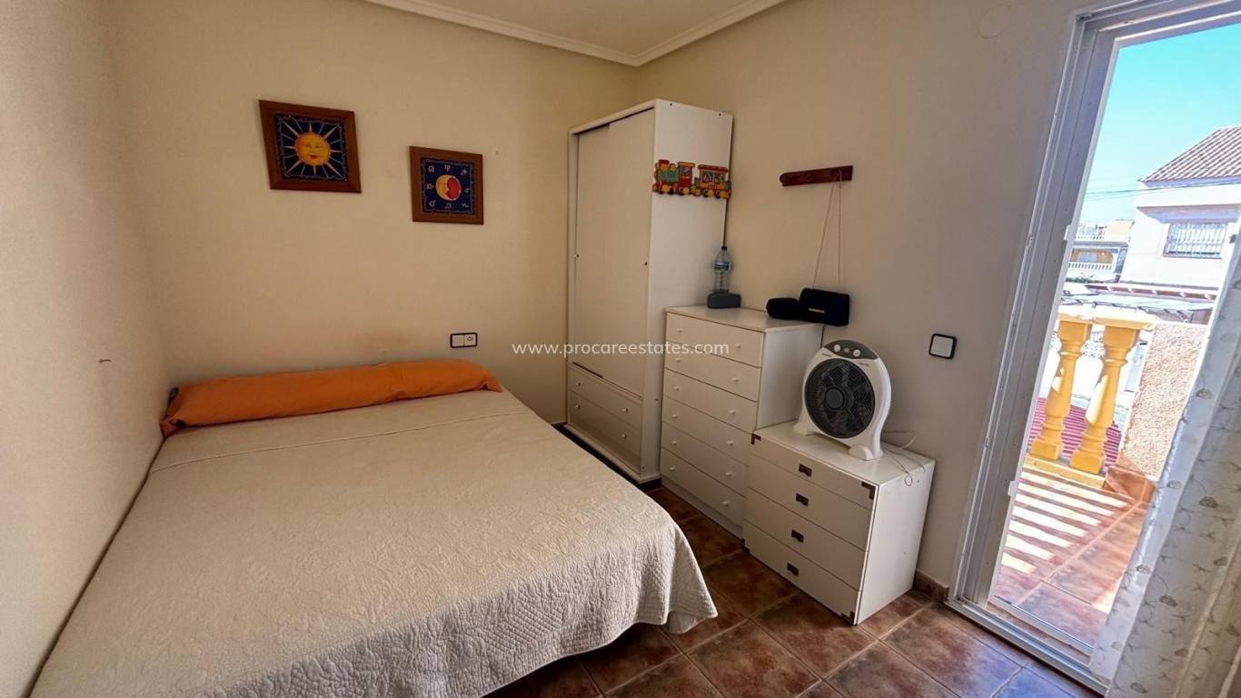 Resale - Apartment - Torrevieja - Playa Los Locos