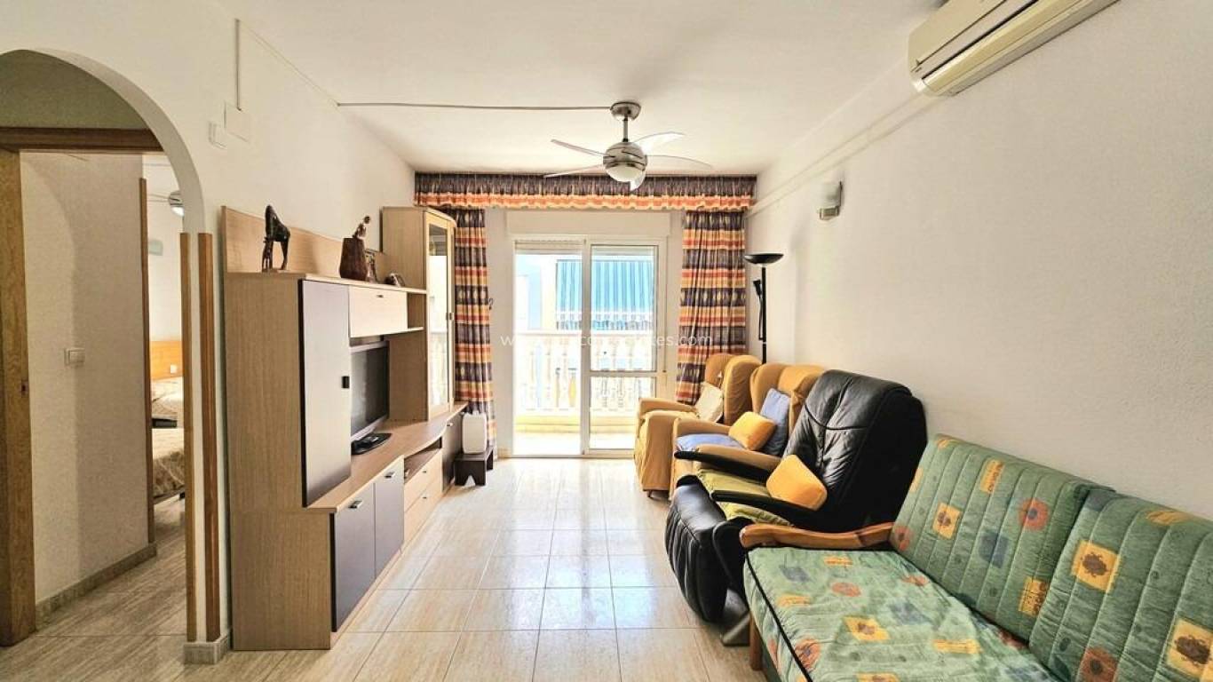 Resale - Apartment - Torrevieja - Playa Los Locos