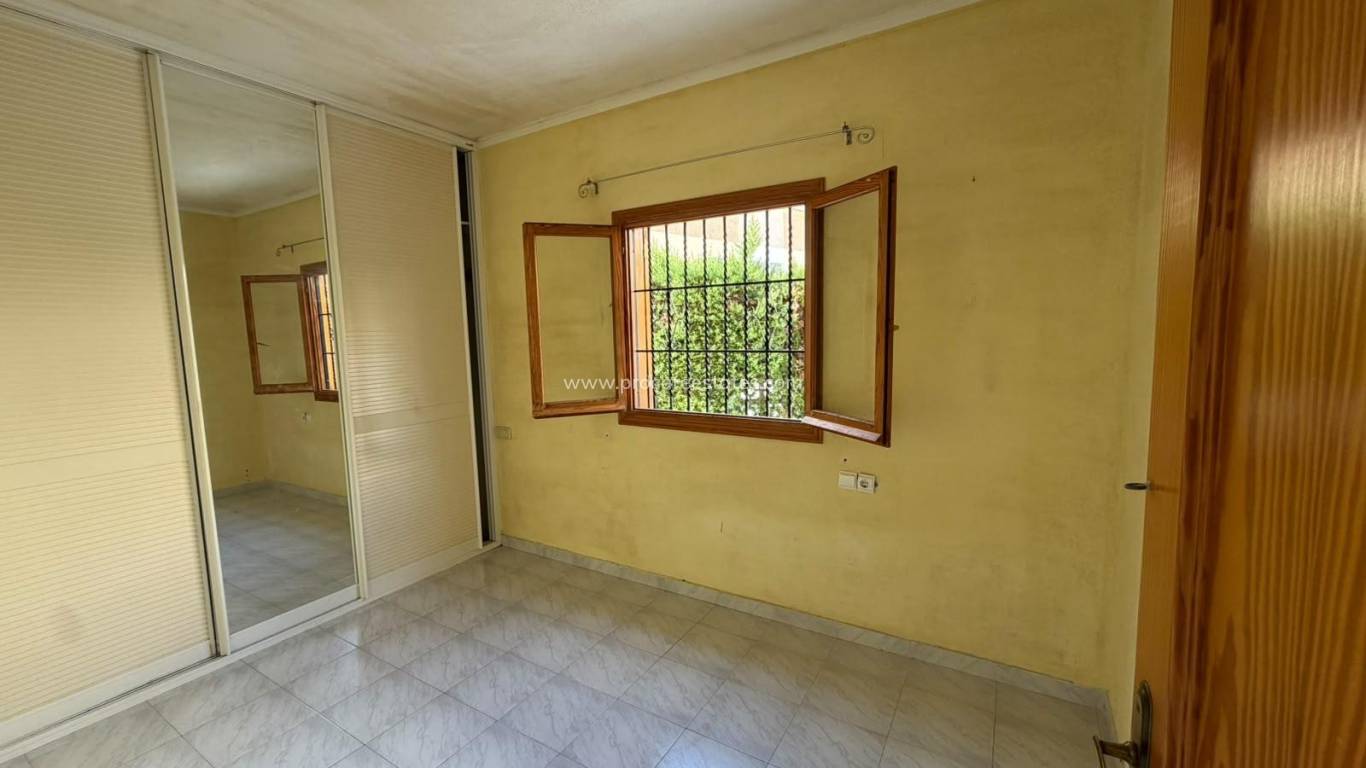 Resale - Apartment - Torrevieja - Playa Los Locos