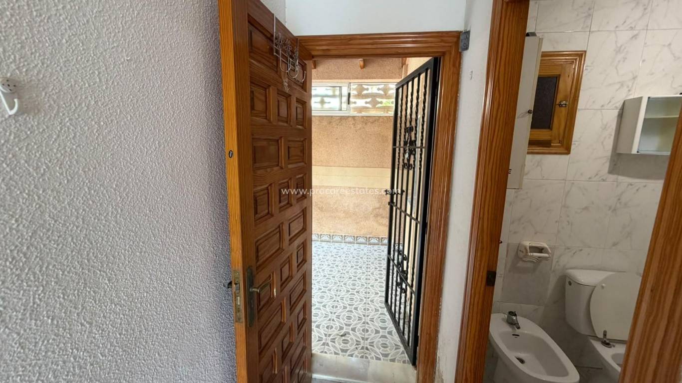 Resale - Apartment - Torrevieja - Playa Los Locos