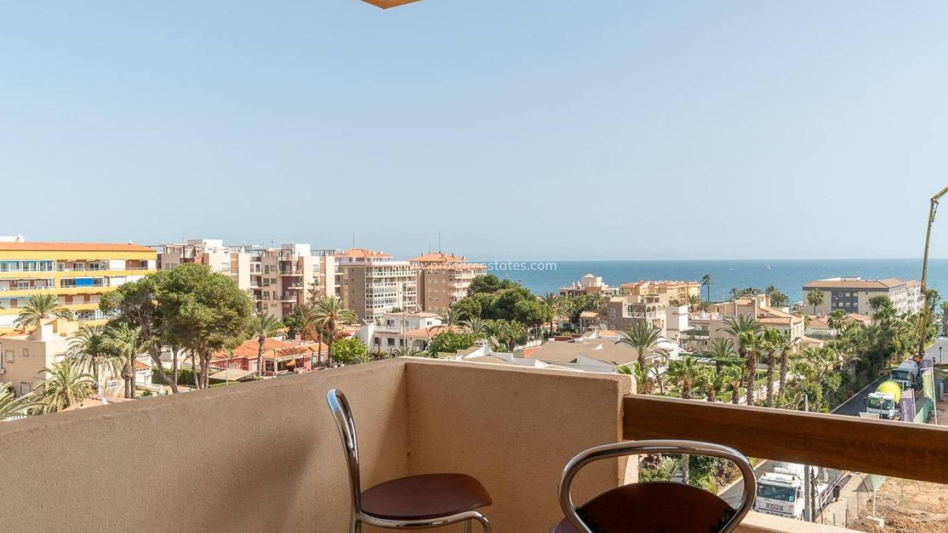 Resale - Apartment - Torrevieja - Punta Prima