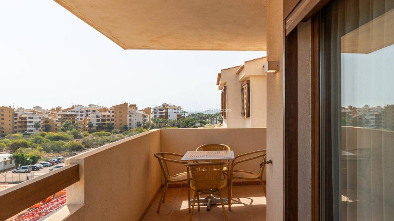 Resale - Apartment - Torrevieja - Punta Prima