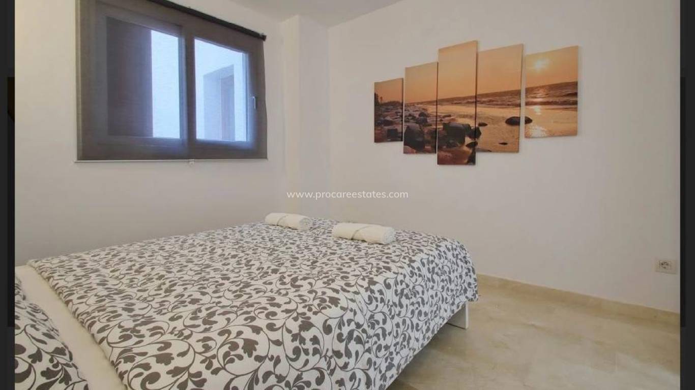 Resale - Apartment - Torrevieja - Punta Prima